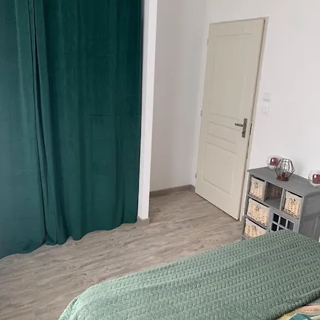 Les Pontils Лиму